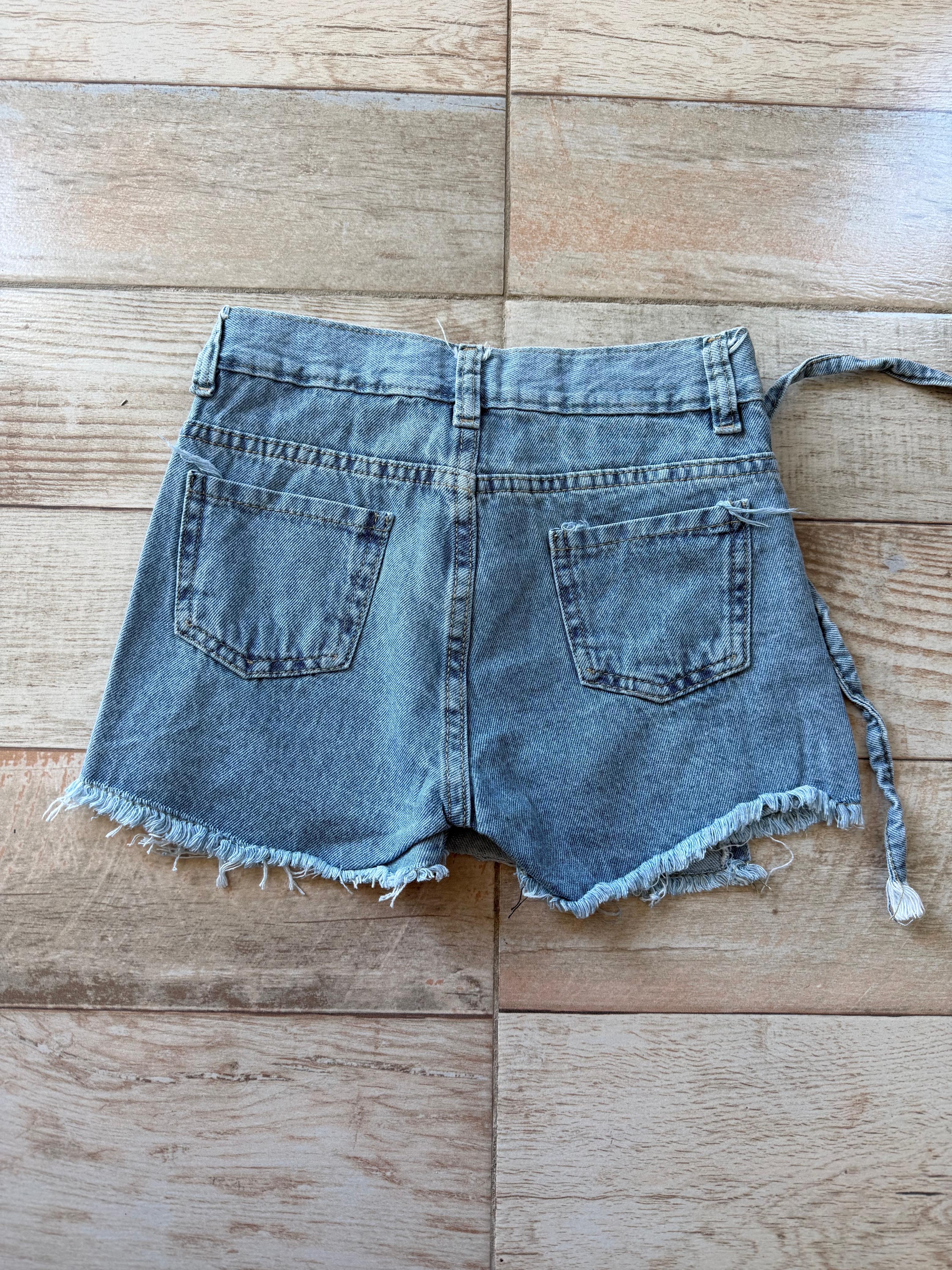 Short Pollera Brillo - 4fcb6dcd-13ef-4e57-8dc9-35217e96f67c.jpeg