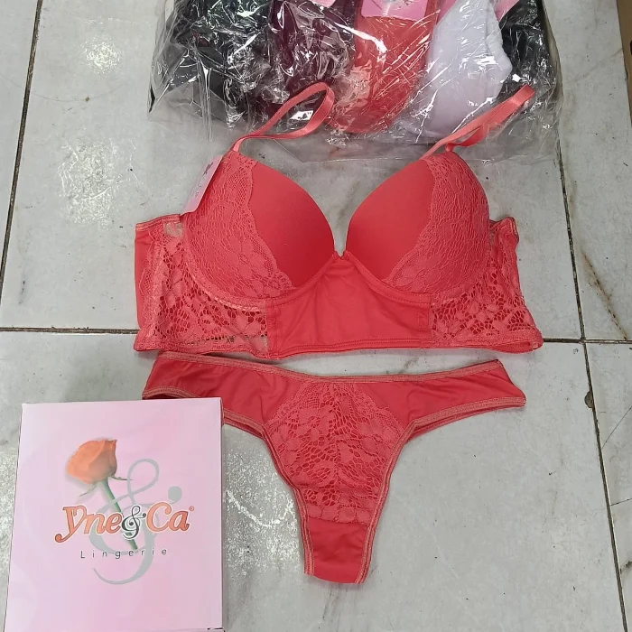Ineka "conjunto Bustier Corset con Caja