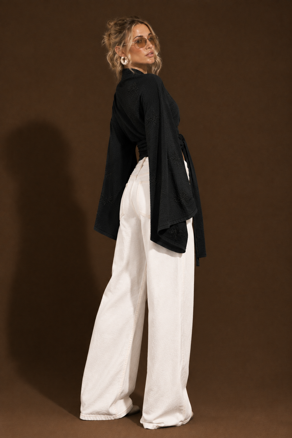 Kimono Saco de Lino Bordado - ChatGPT%20Image%2014%20sept%202026%2C%2012_22_37%20p.m..png