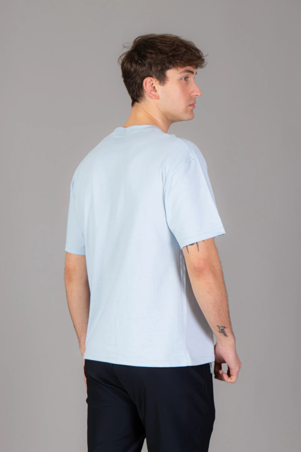 Art. 1601 Remera Oversay Men - Imagen 2