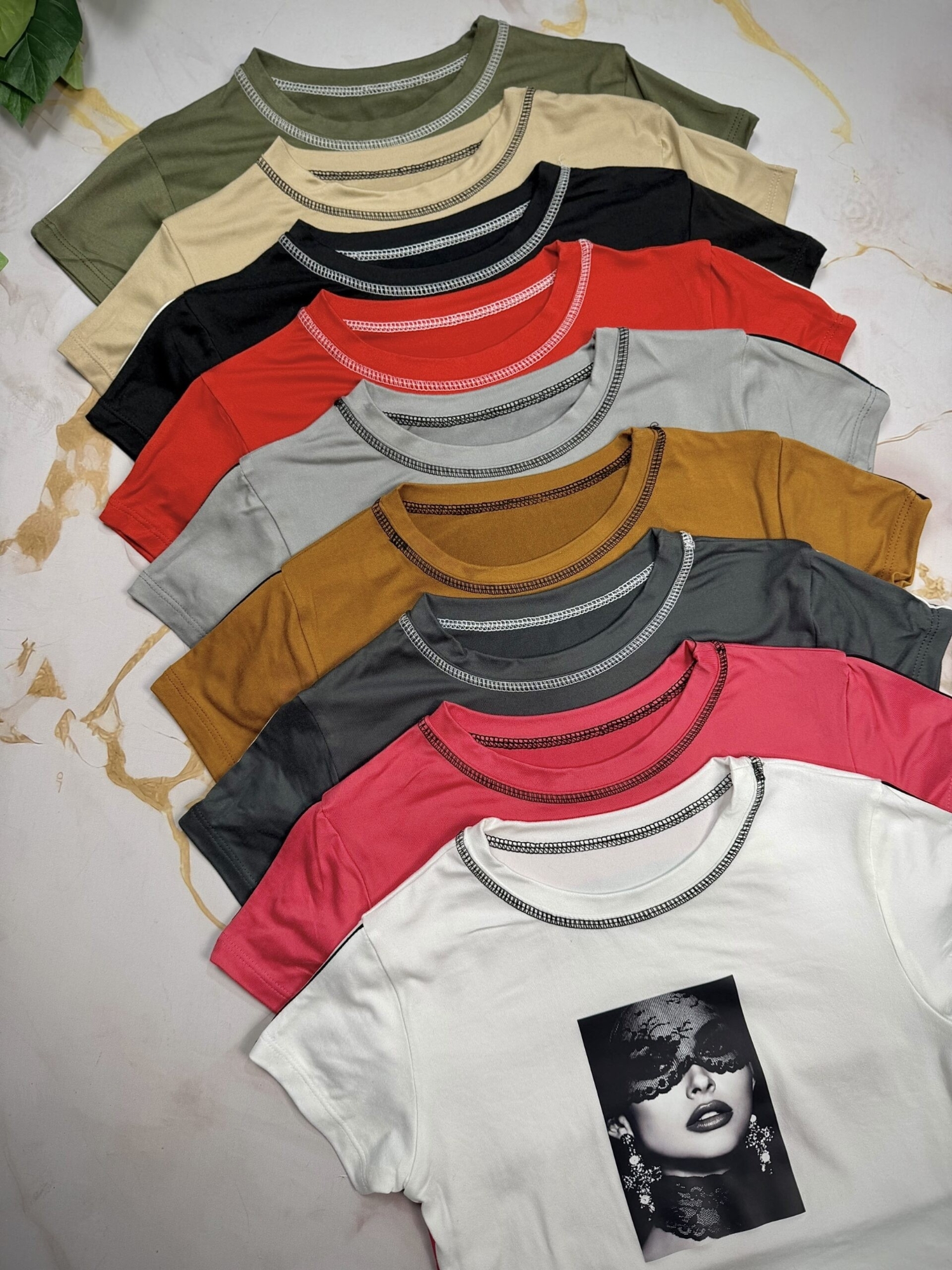 Remera Cuello Bordado Stampa - Imagen 3