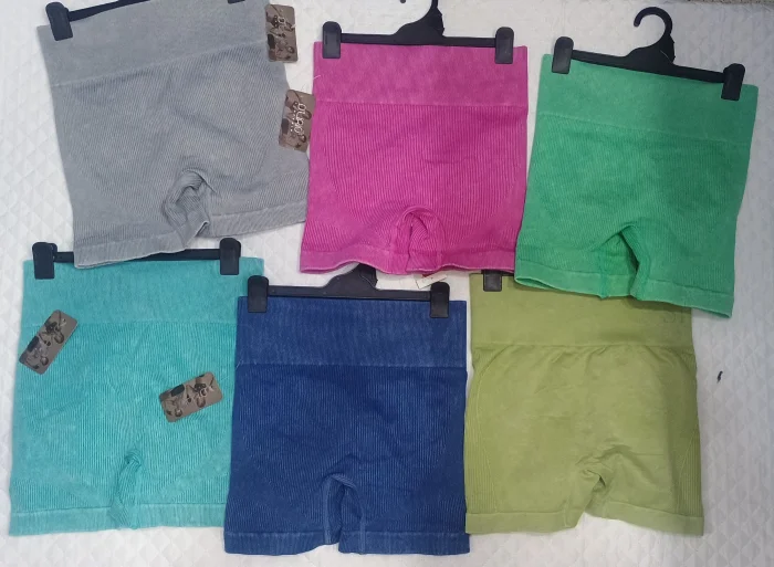 Shorts Levanta Cola