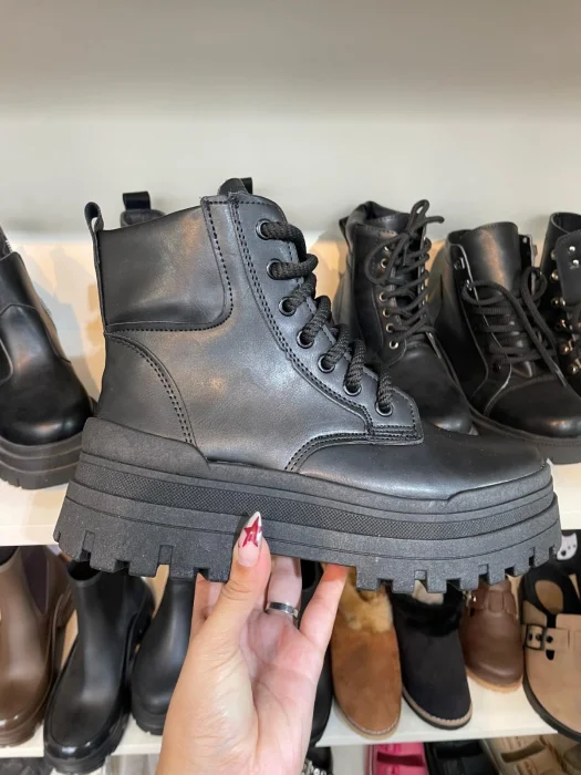 Borcego en Liquidacion con Plataforma