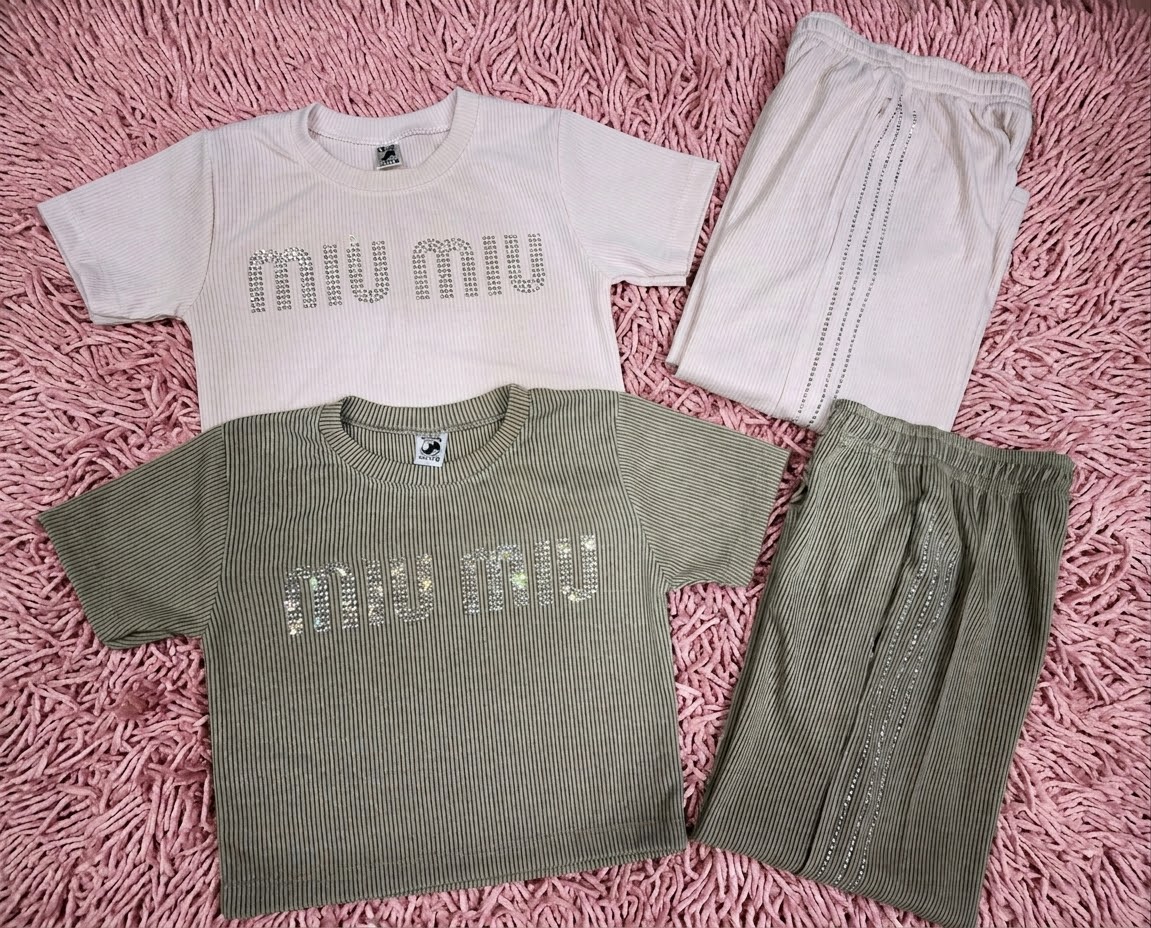 Conjunto con Stras - IMG_6555.jpeg