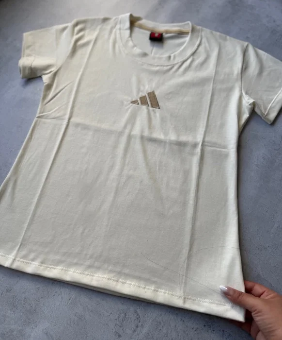 Remera Algodón Peinado Bordado