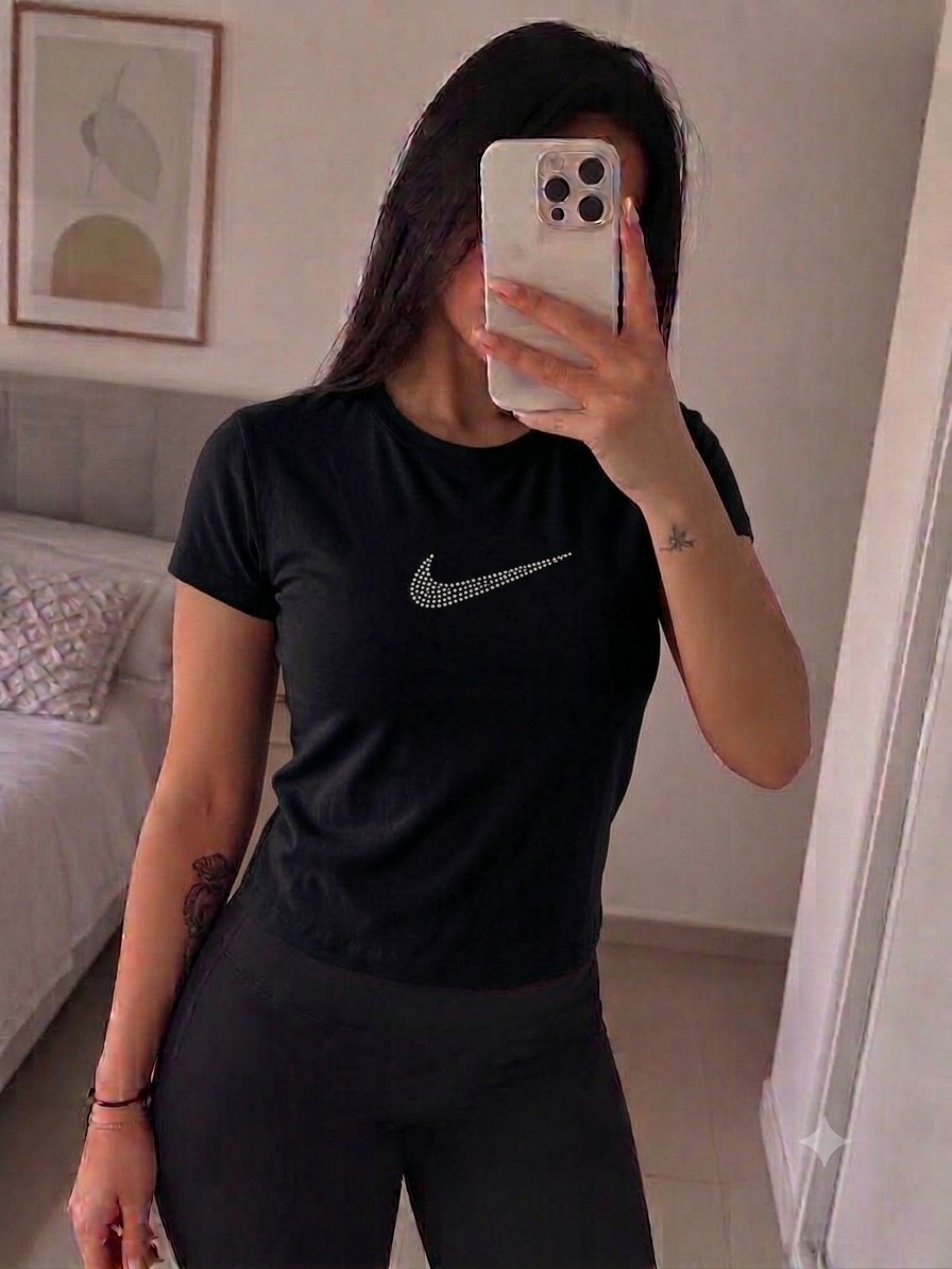 Baby Tee con Strass - Imagen 4