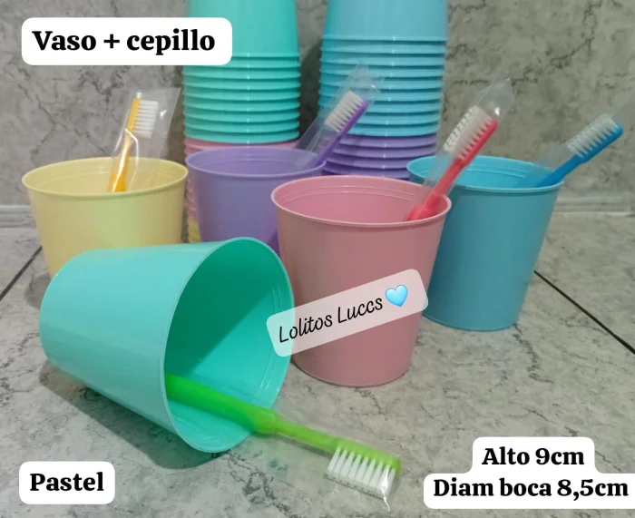 Vaso con Cepillo