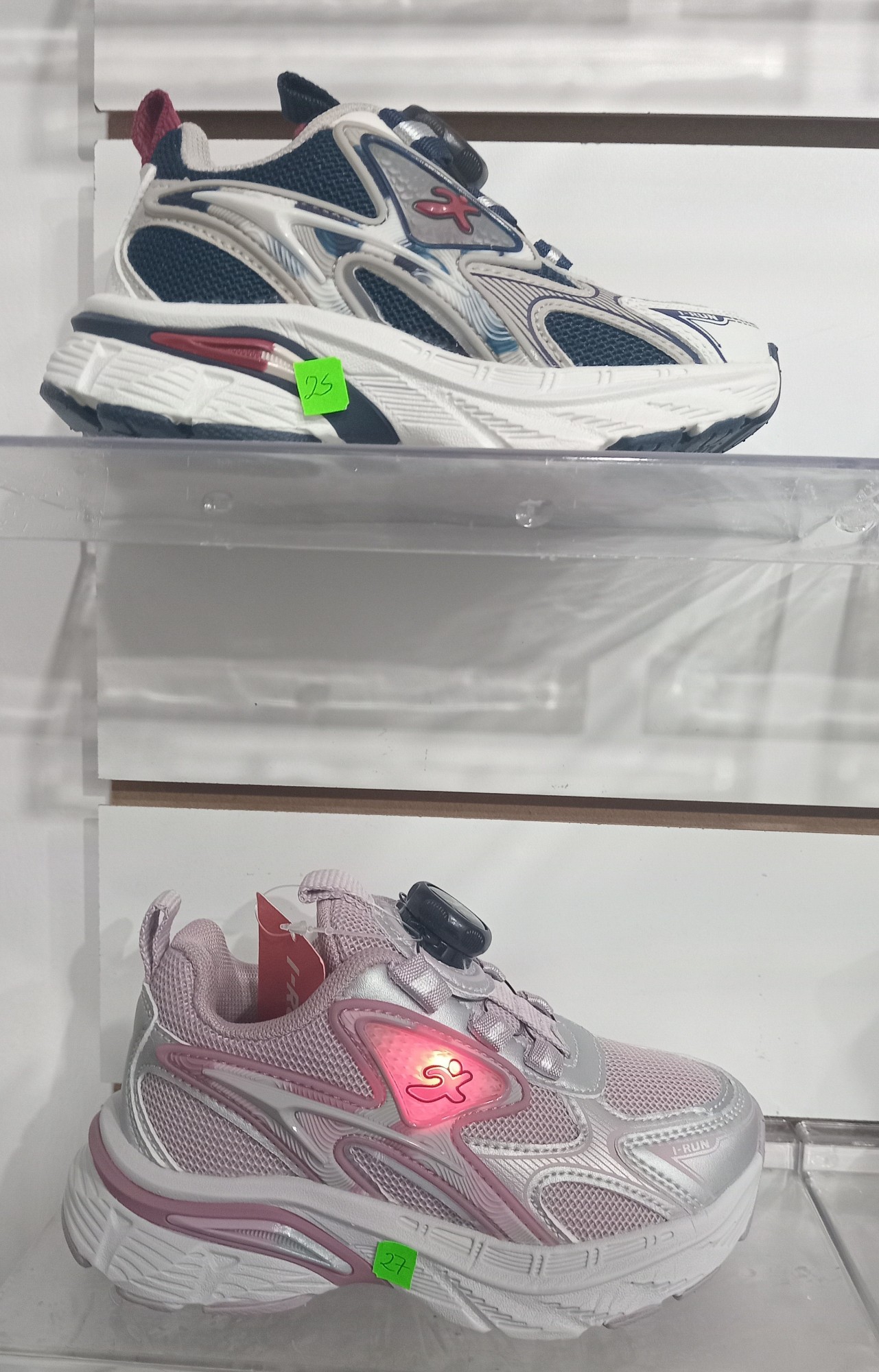Zapatillas Niño C/luz y Regulador - Imagen 3