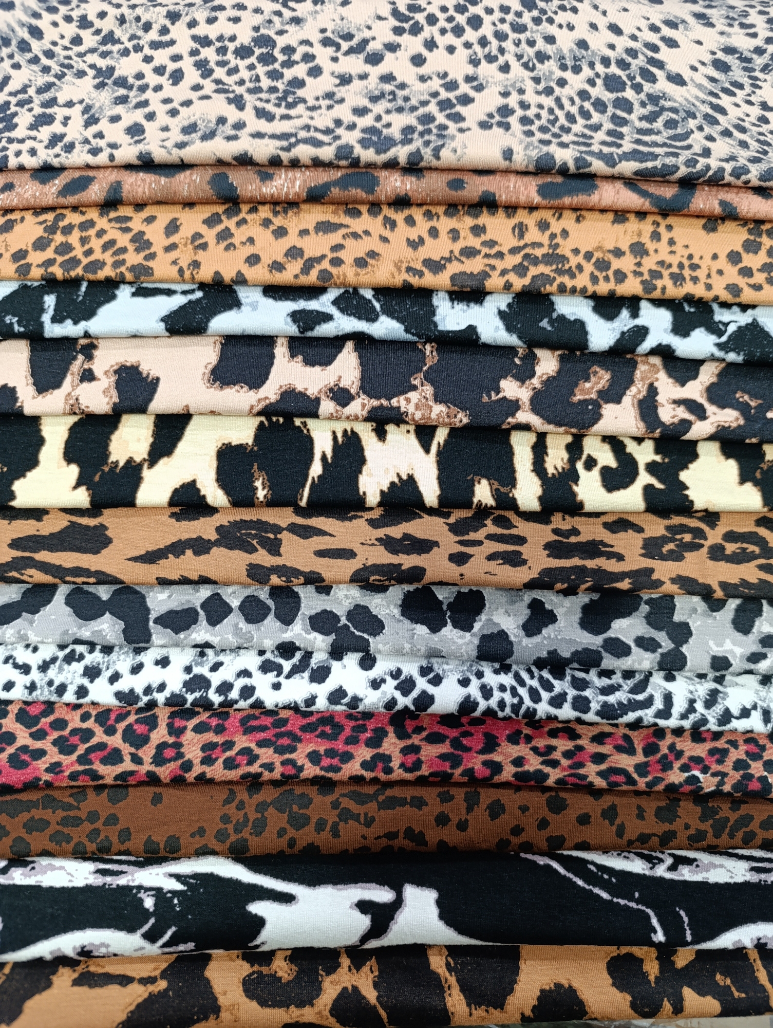 Remera Print Talles Grandes Modal Viscosa Evase - Imagen 2