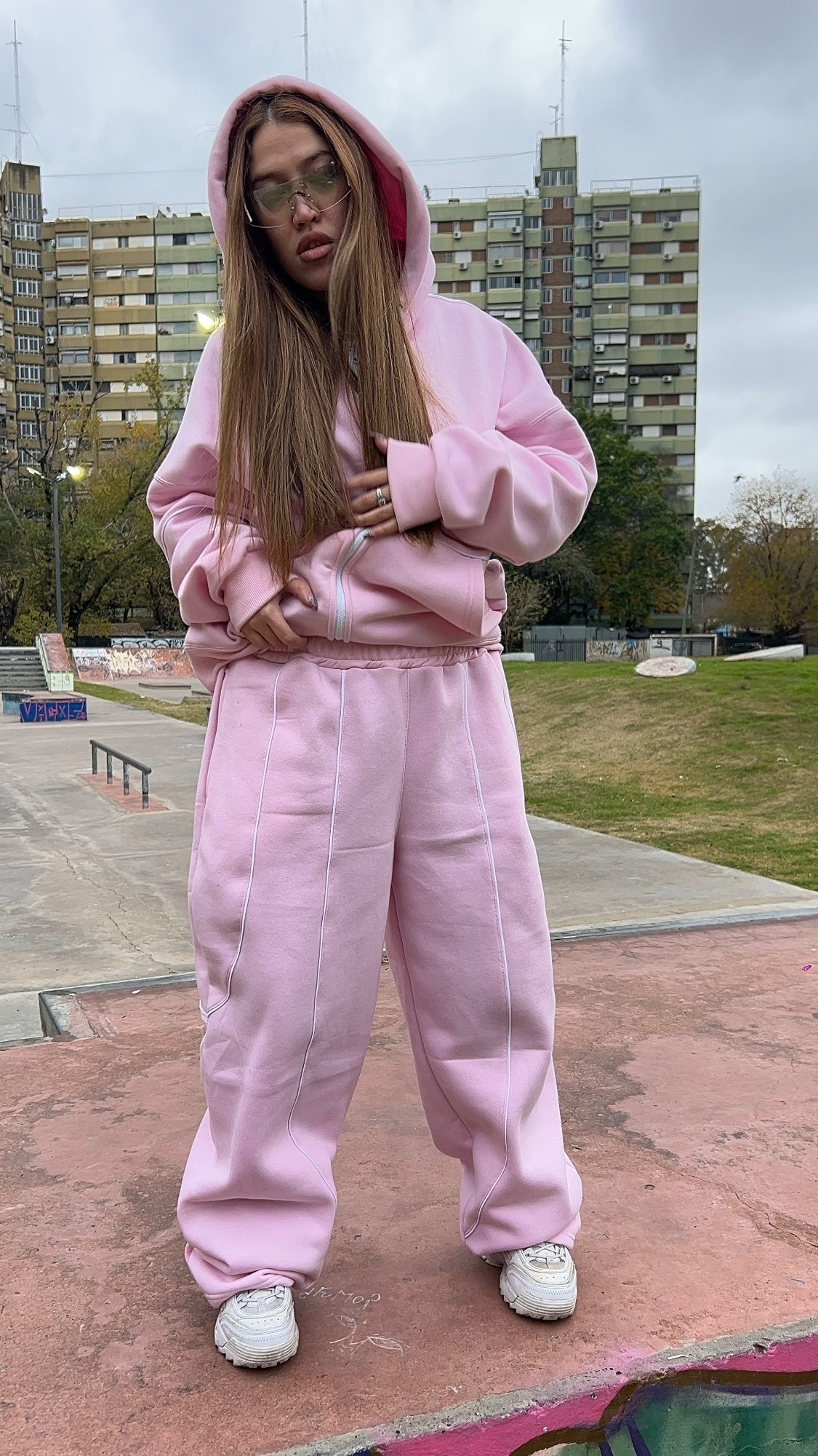 Panta Baggy Rosa Bebé - Imagen 4