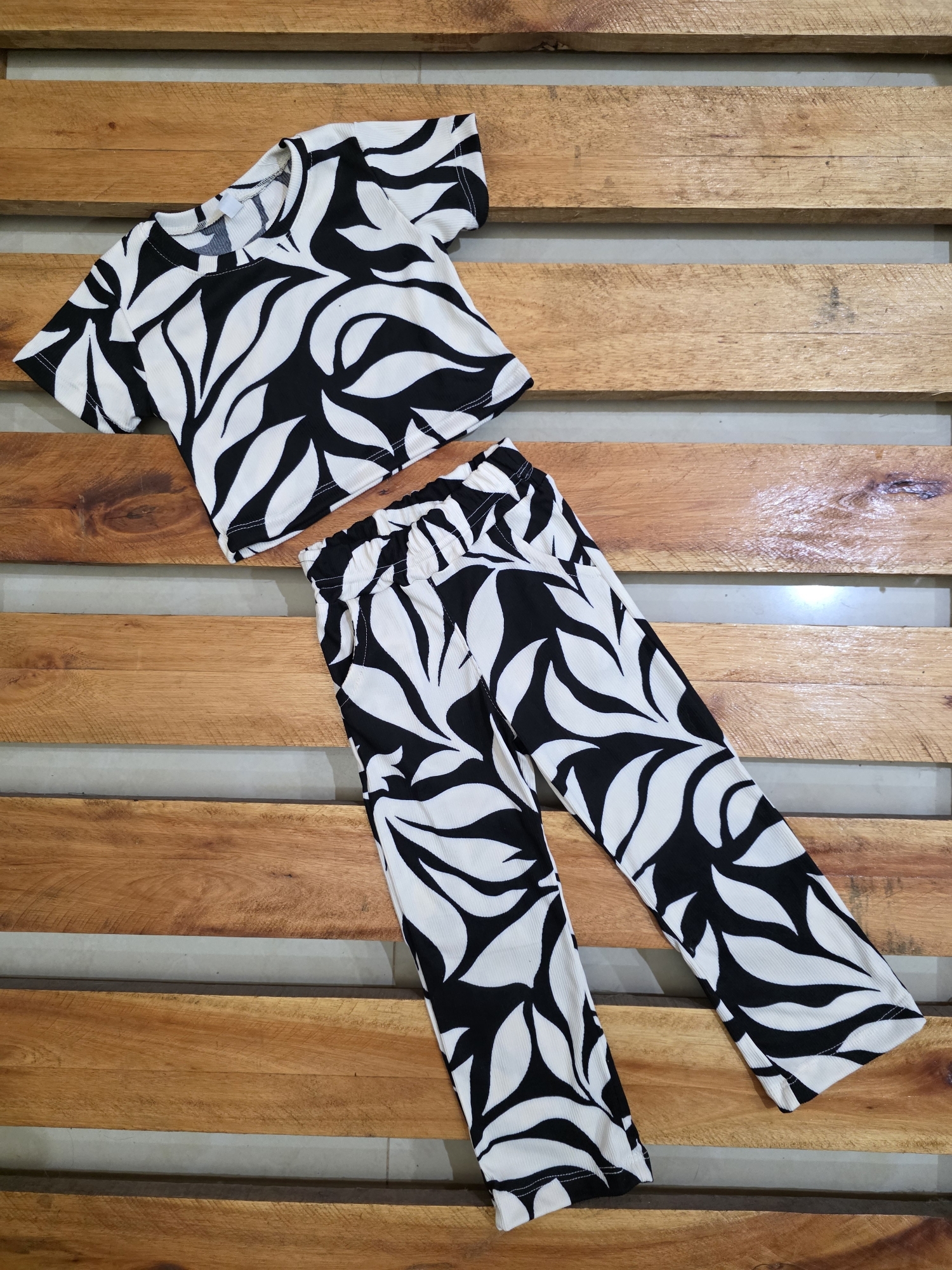 Conjunto Morley Estampado de Nena Flor - Imagen 4