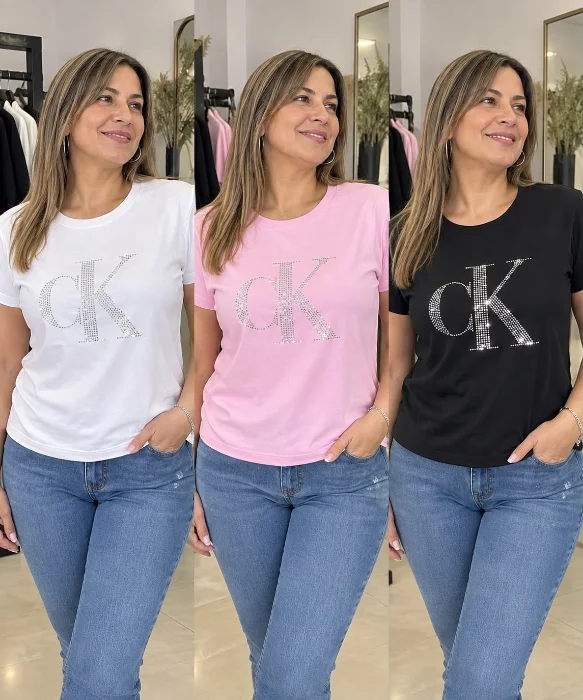 Remeras con Stras