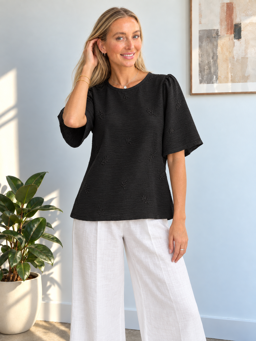 Blusa Bordada 3/4 - ChatGPT%20Image%2012%20sept%202026%2C%2009_19_02%20a.m..png