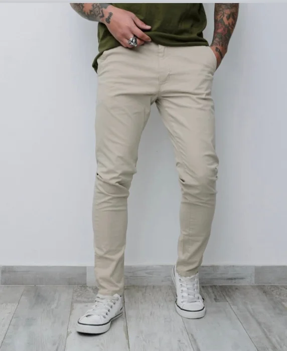 Psntalon Corte Chino en Color Beigi