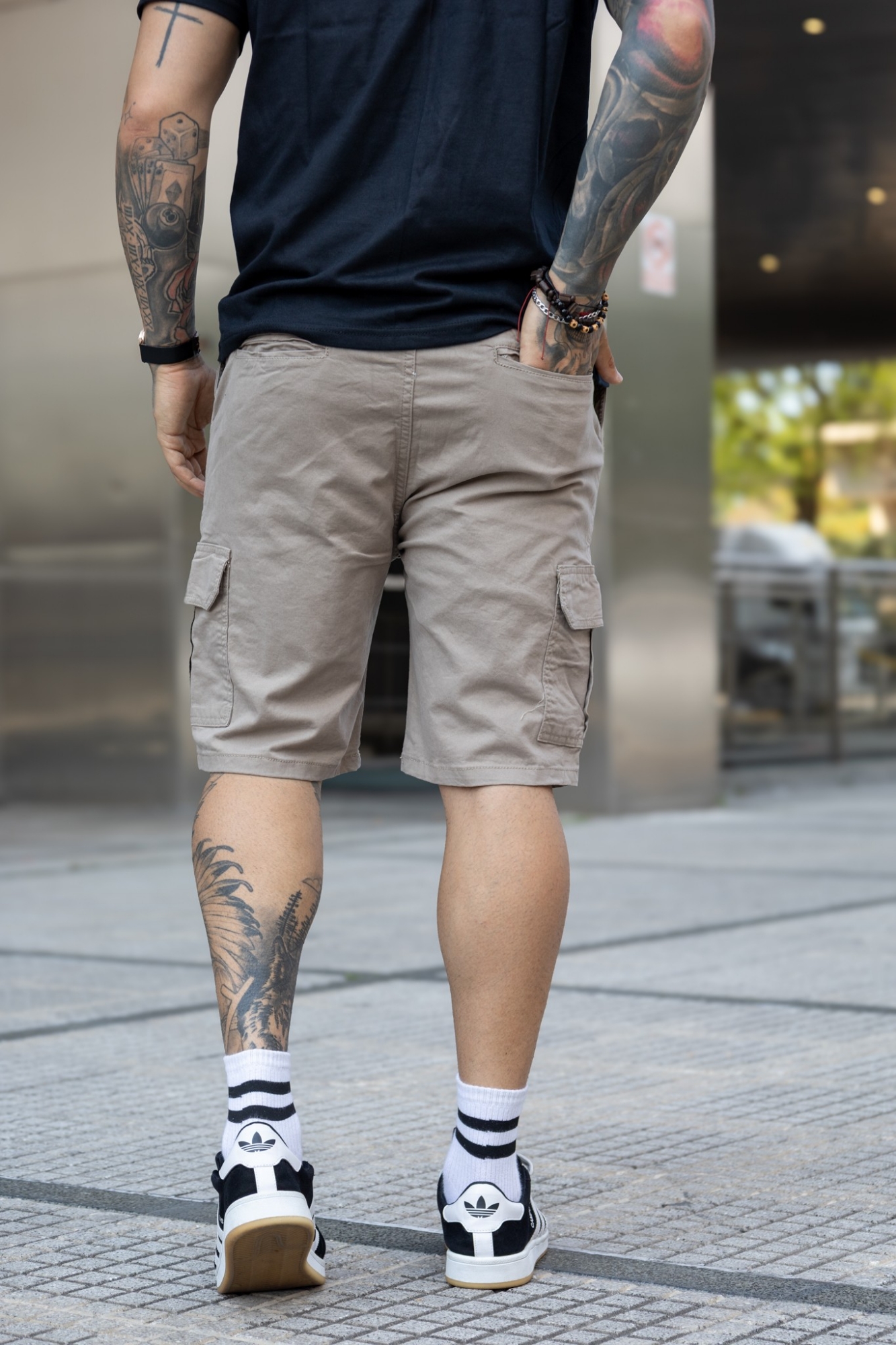 Bermudas de Gabardina con Cargo - Imagen 2