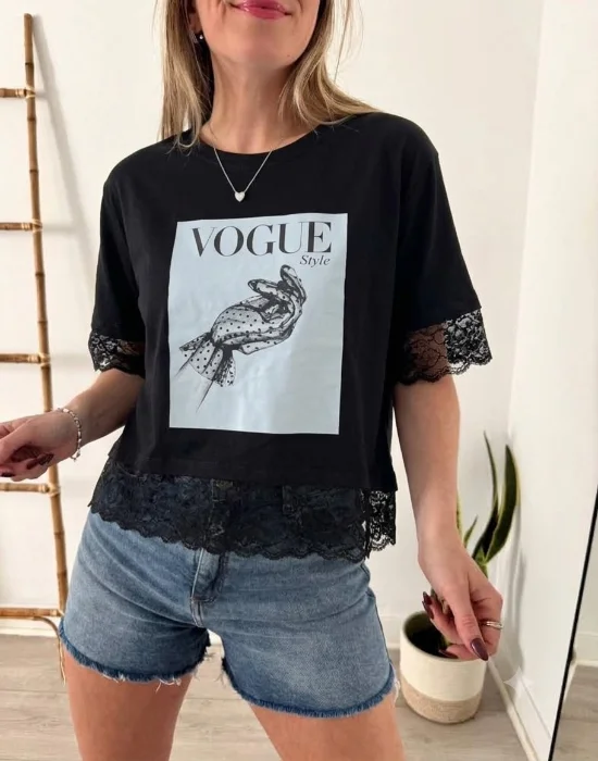 Remera Estampado con Puntilla