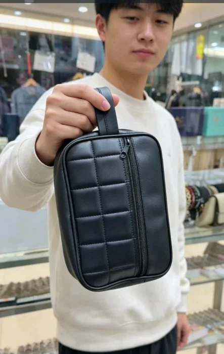Neceser o Bolso de Mano