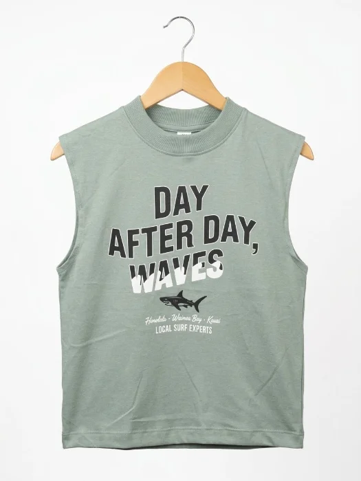 Musculosa Over Shark
