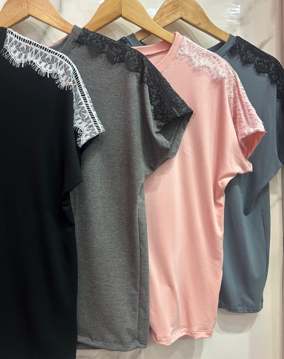 Remera con Encaje - Imagen 5