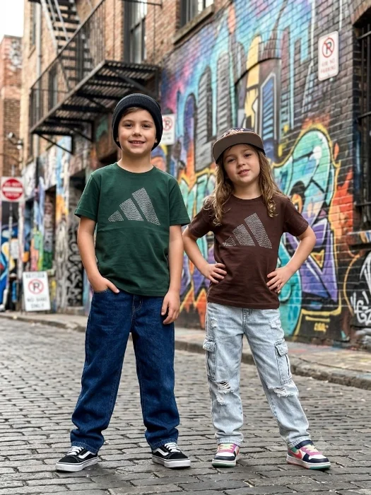 Remera Strass de Niños Algodón Peinado con Logo Grande