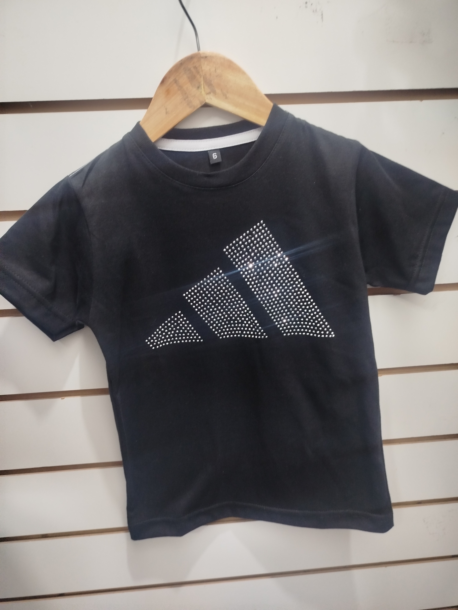 Remera Strass de Niños Algodón Peinado con Logo Grande - Imagen 3
