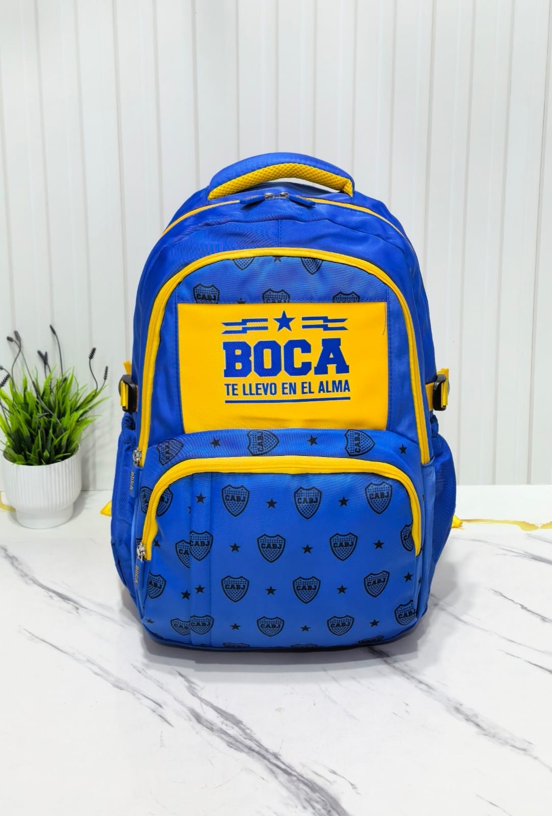 Mochilas *originales*
de *afa* , *boca* y *river* Impermeable
excelente Calidad. - Imagen 2