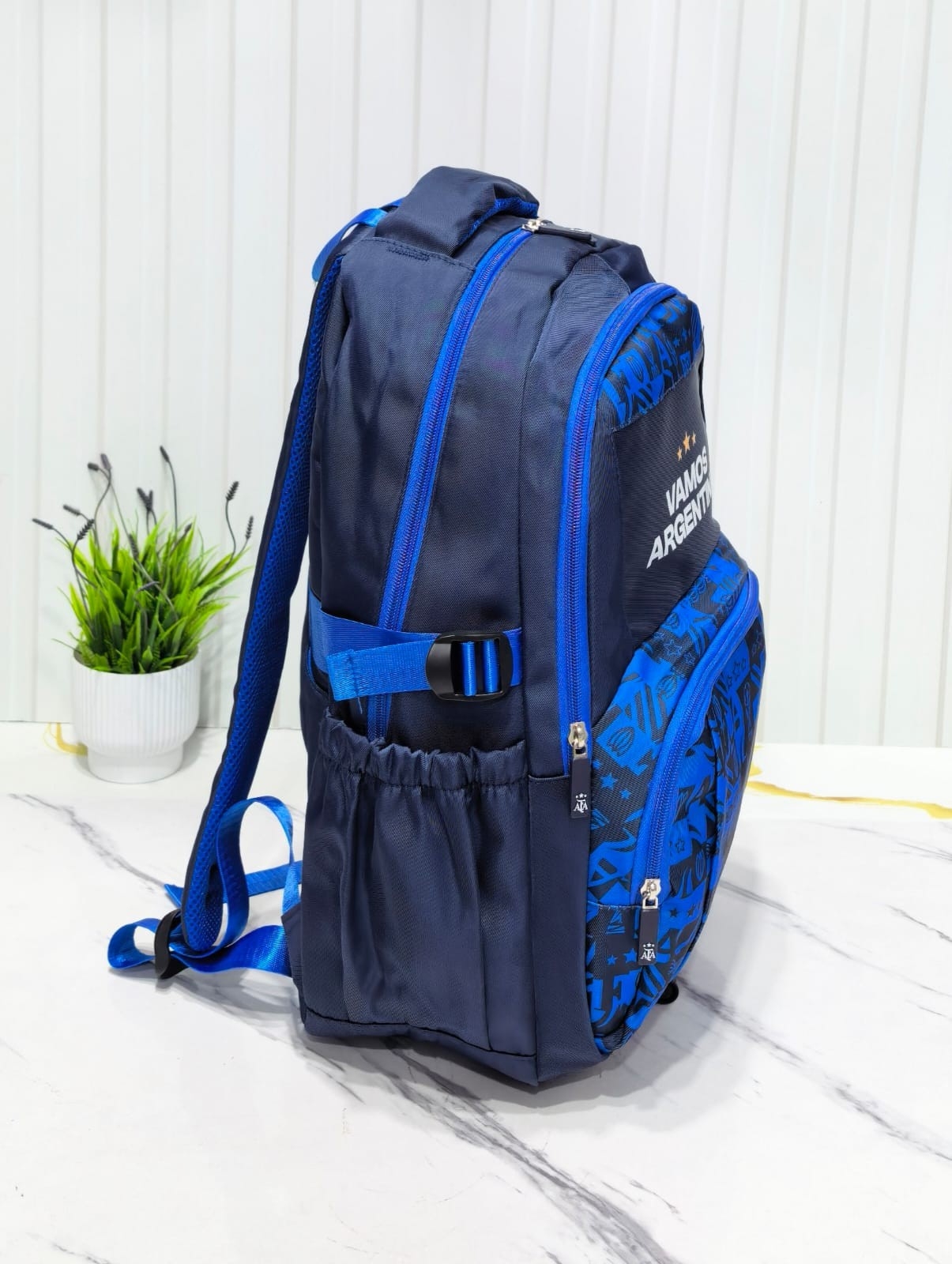 Mochilas *originales*
de *afa* , *boca* y *river* Impermeable
excelente Calidad. - Imagen 4