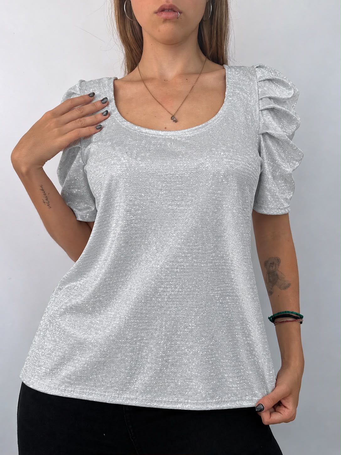 Blusa Princesa de Glitter - a083fa6d-b116-4d1f-b6a7-a253e6f4b110.jpeg