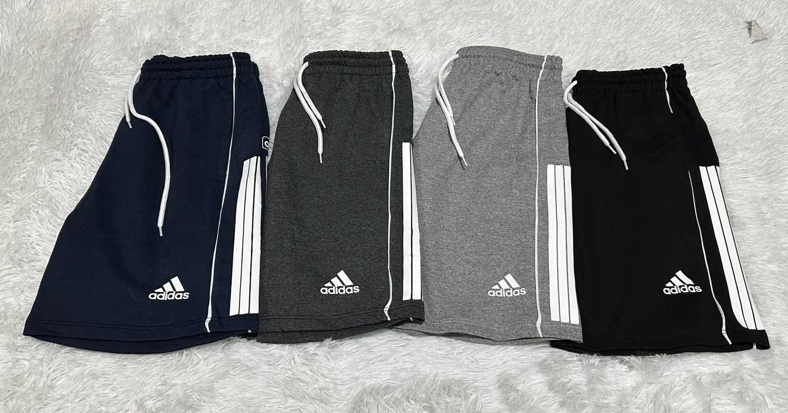 Shorts Ad - Imagen 3