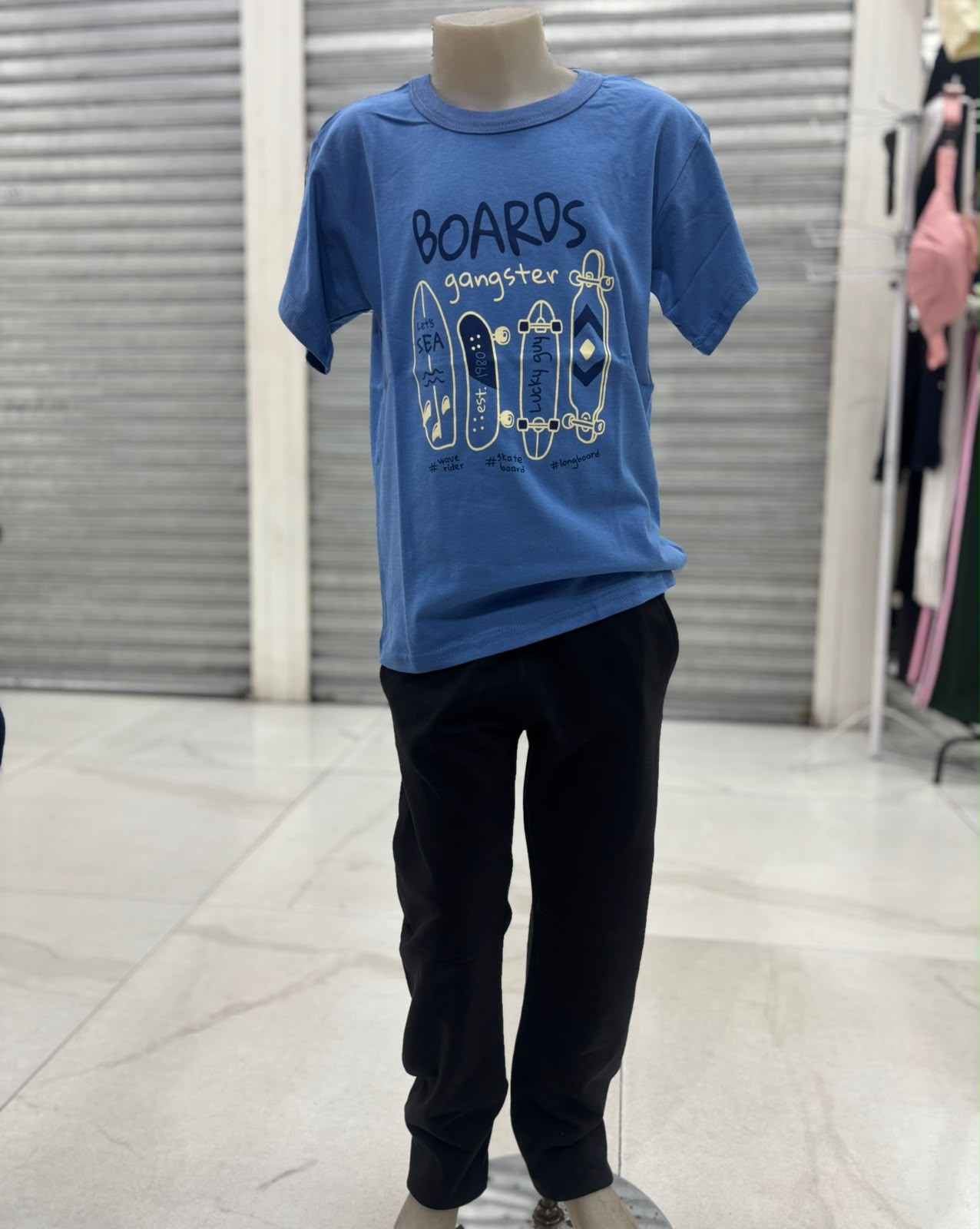 Jogging Rustico Recto Niños y Niñas - WhatsApp%20Image%202026-09-16%20at%2010.40.48%20PM.jpeg