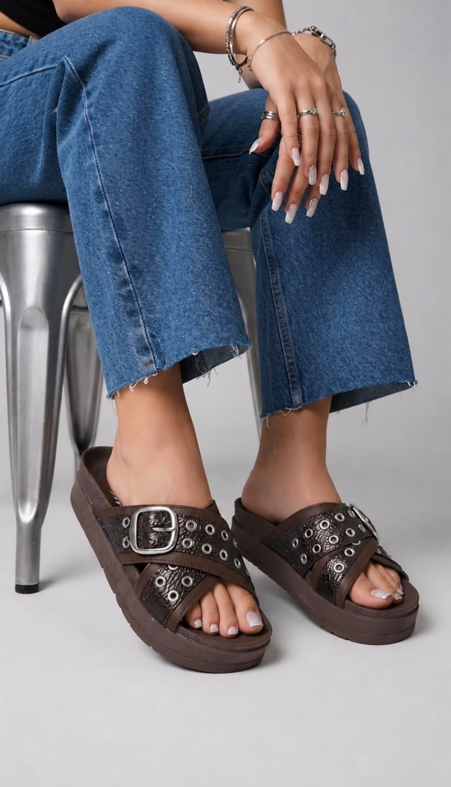 Sandalias. Art 1100 - Imagen 2