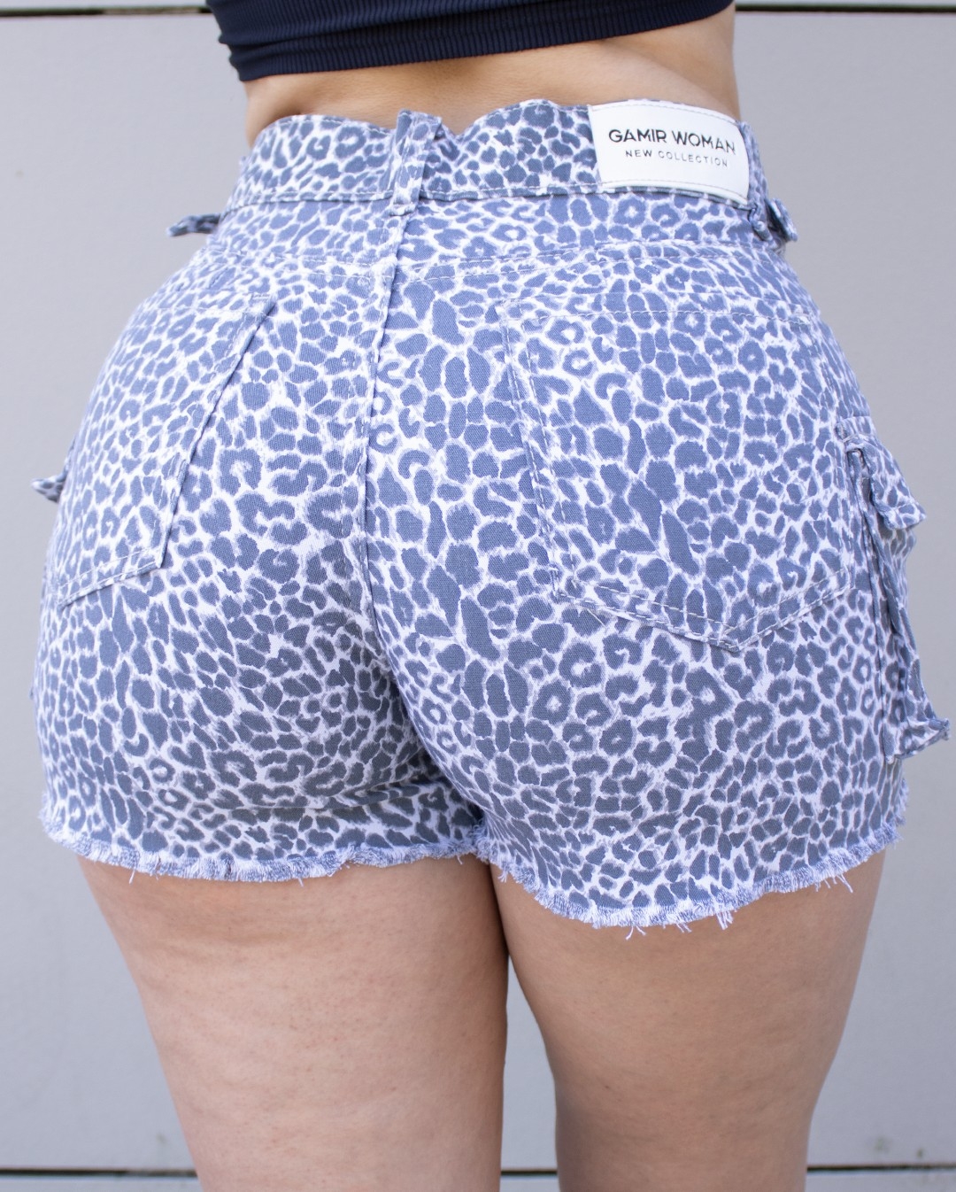 Short Cargo Elastizado Animal Print - Imagen 4