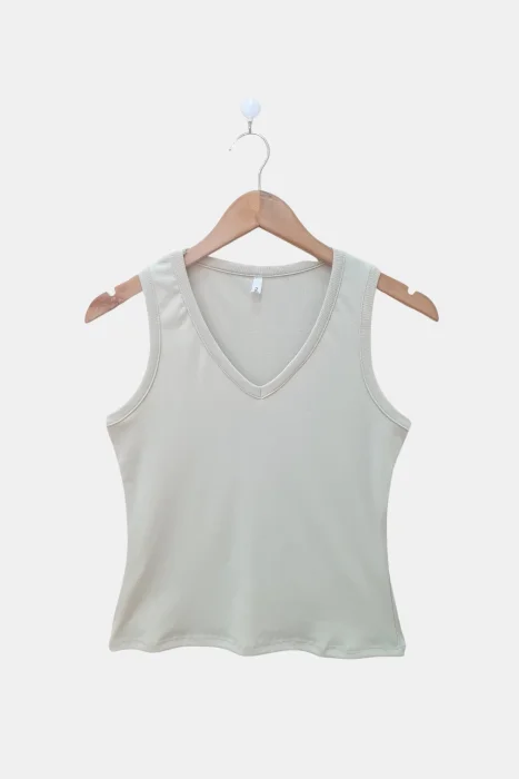 Musculosa de Tejido de Punto Básica con Escote en "v"