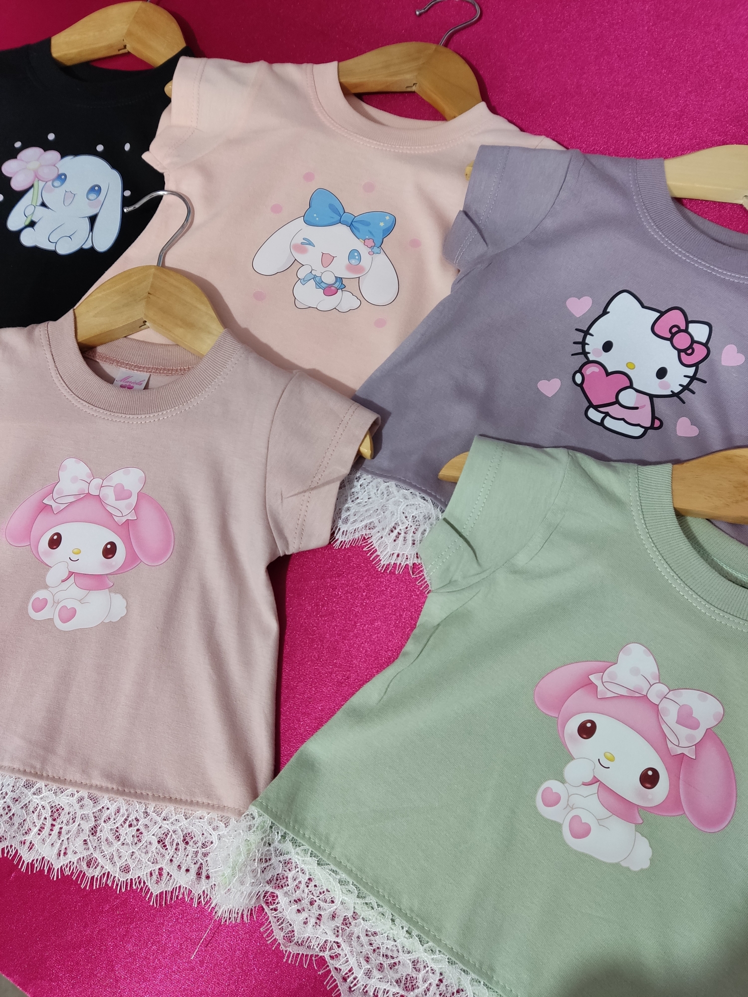 Remera My Melody - Kitty - Cinnamaroll - Imagen 2