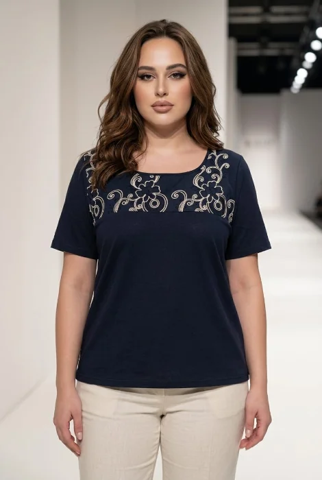 Brodery Escote u