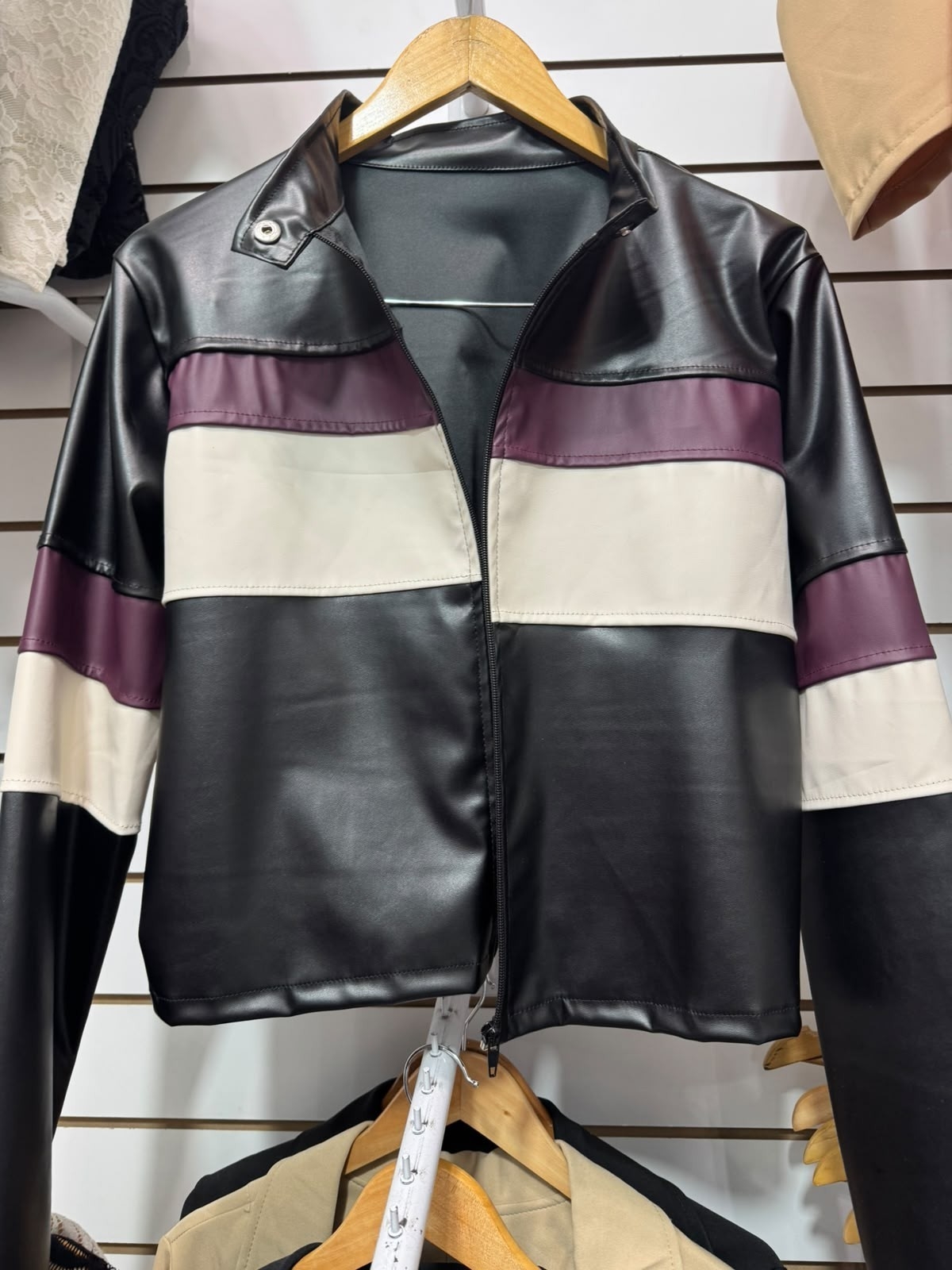Campera Cuerina - Imagen 2