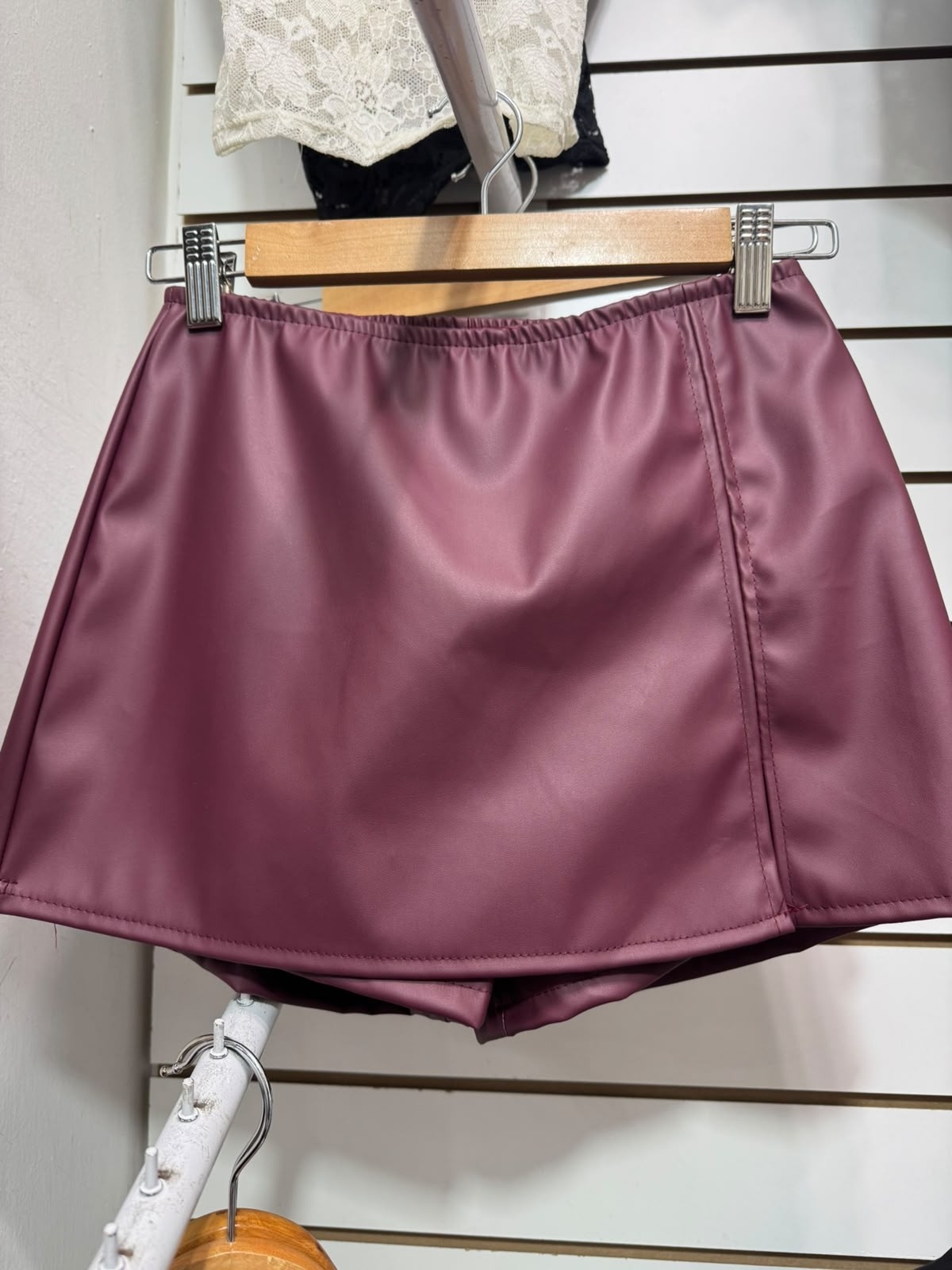 Pollera Cuerina Short - Imagen 2