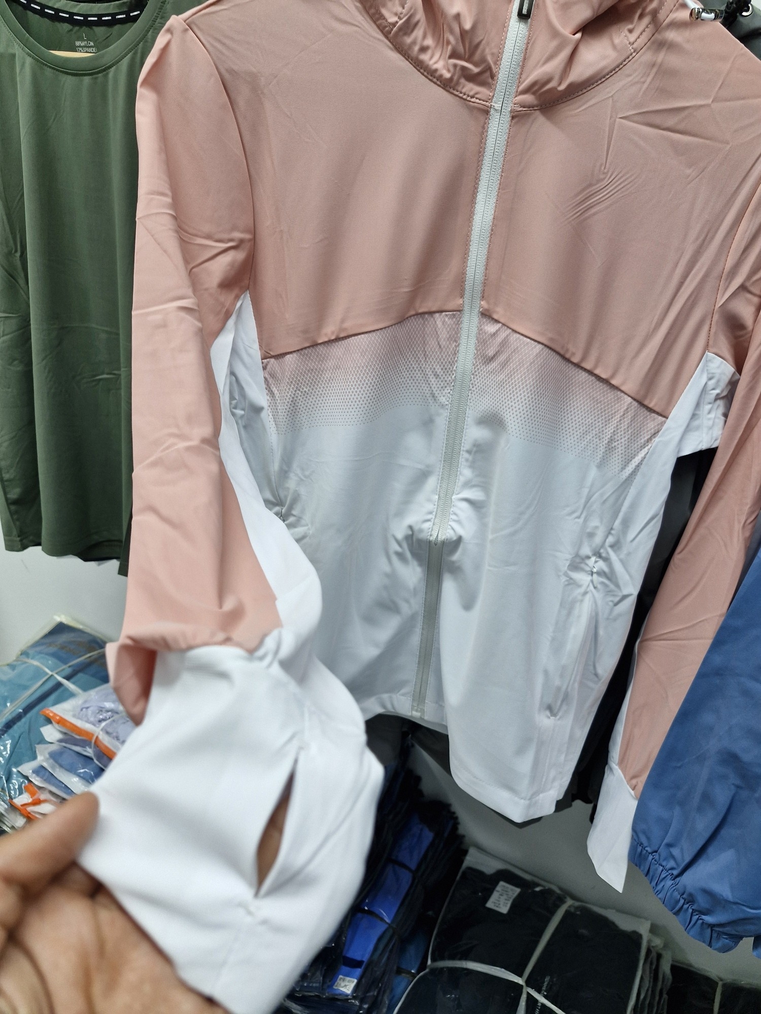 Campera Deportiva de Dama - Imagen 2