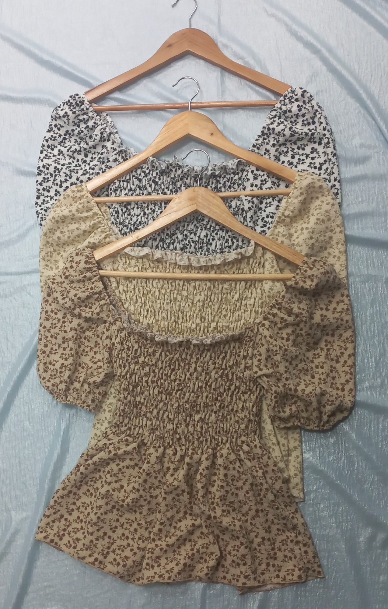 Blusa Frunce Flor Mc - Imagen 2