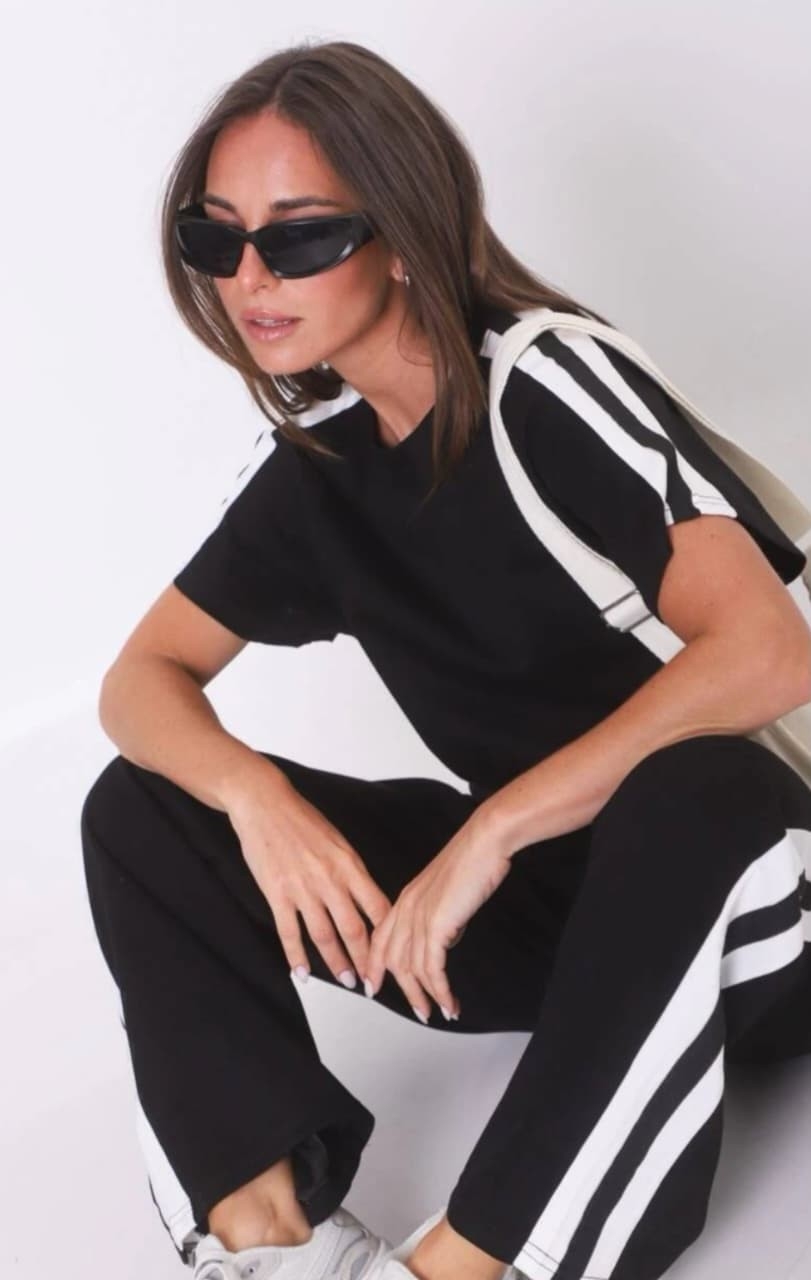 Conjunto Deportivo Manga Corta Importado - Imagen 3