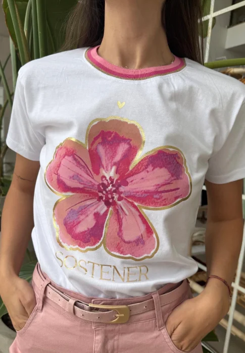 Remera con Cuello Sostener