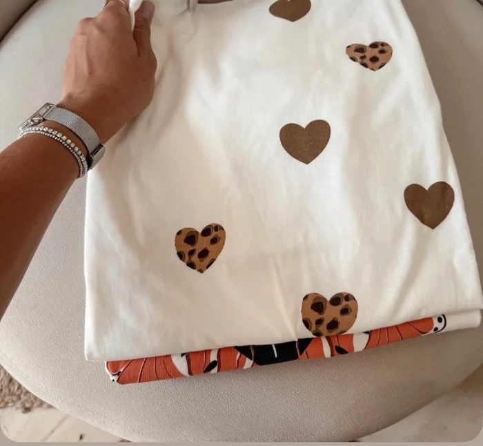 Remera Cora