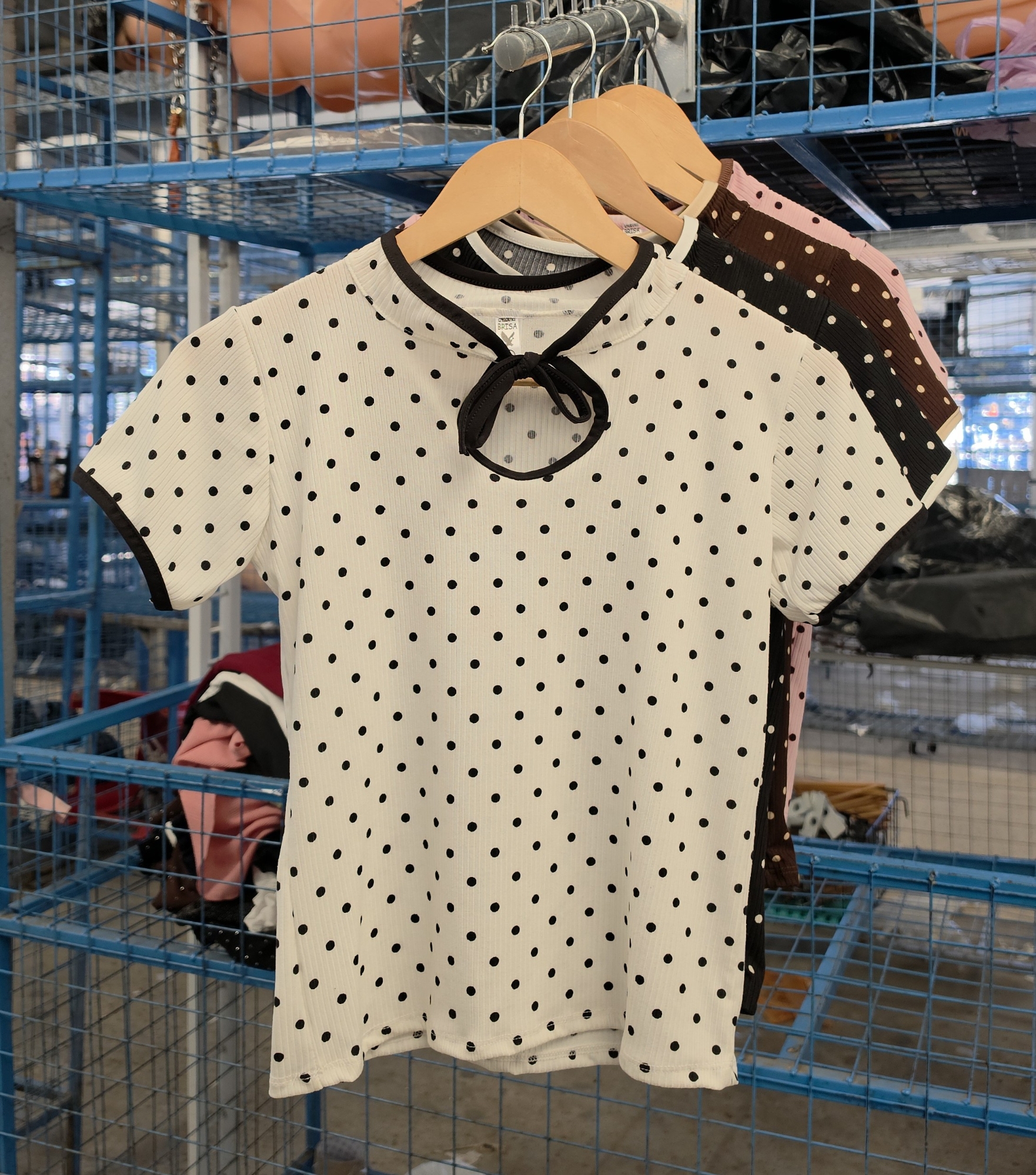 Remera Lunares Cuello Quipao - Imagen 2