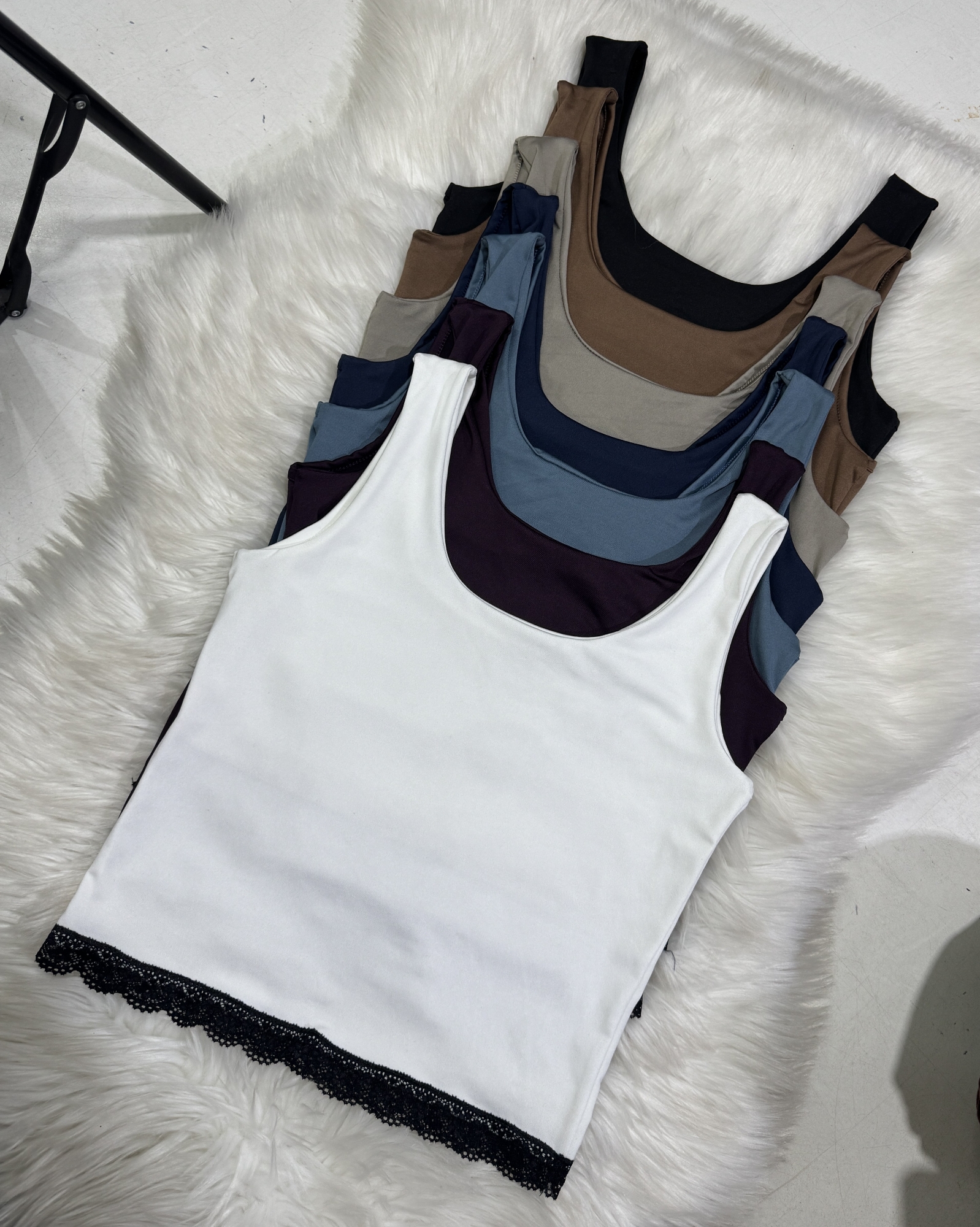 Musculosa con Encaje - Imagen 2
