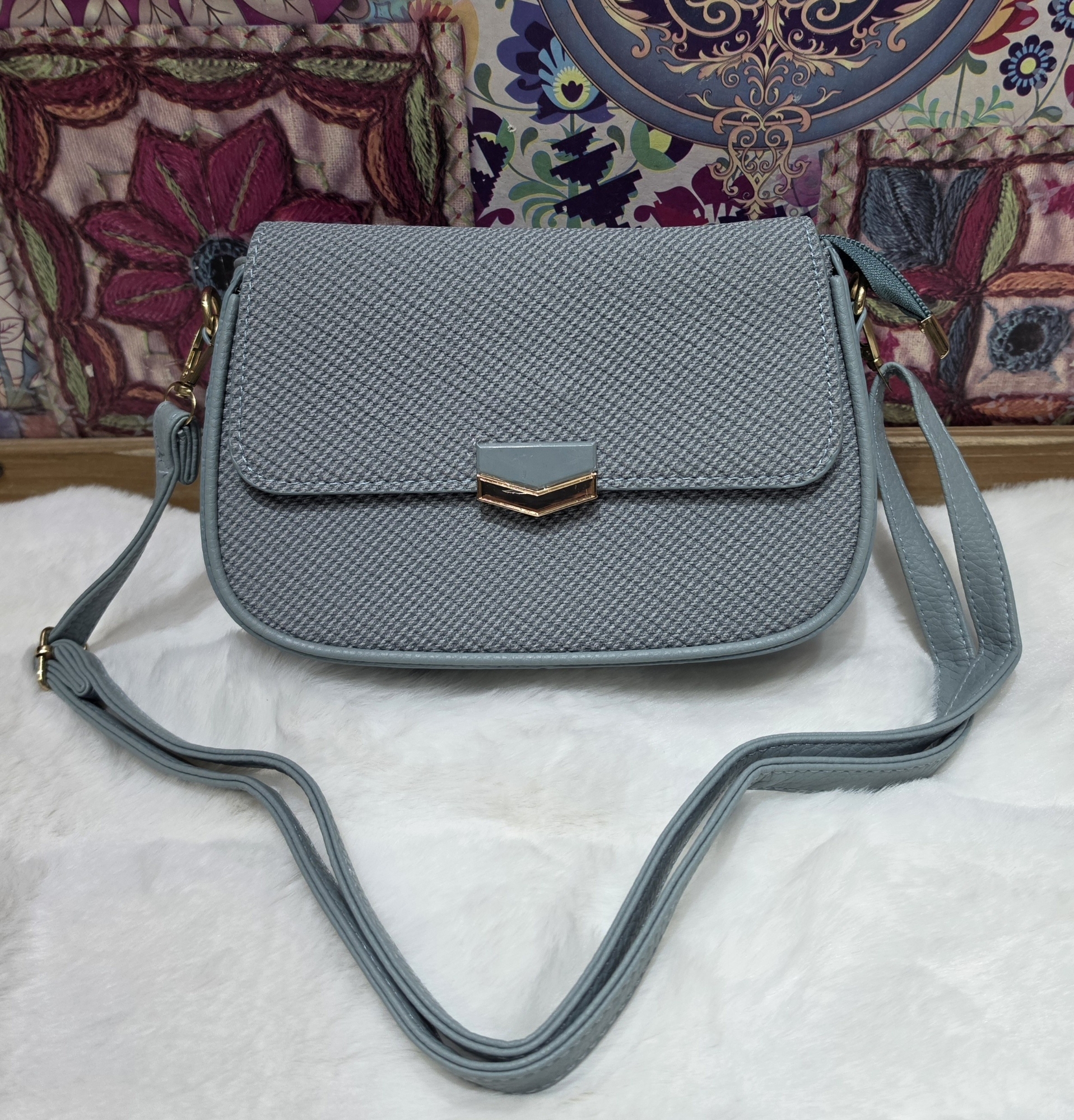 Ingreso Morral de Cuero Pu con Tira Larga Desmontable- Regulable - Imagen 3