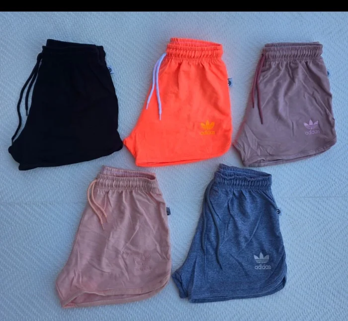 Short Bordado Solo por Curvas