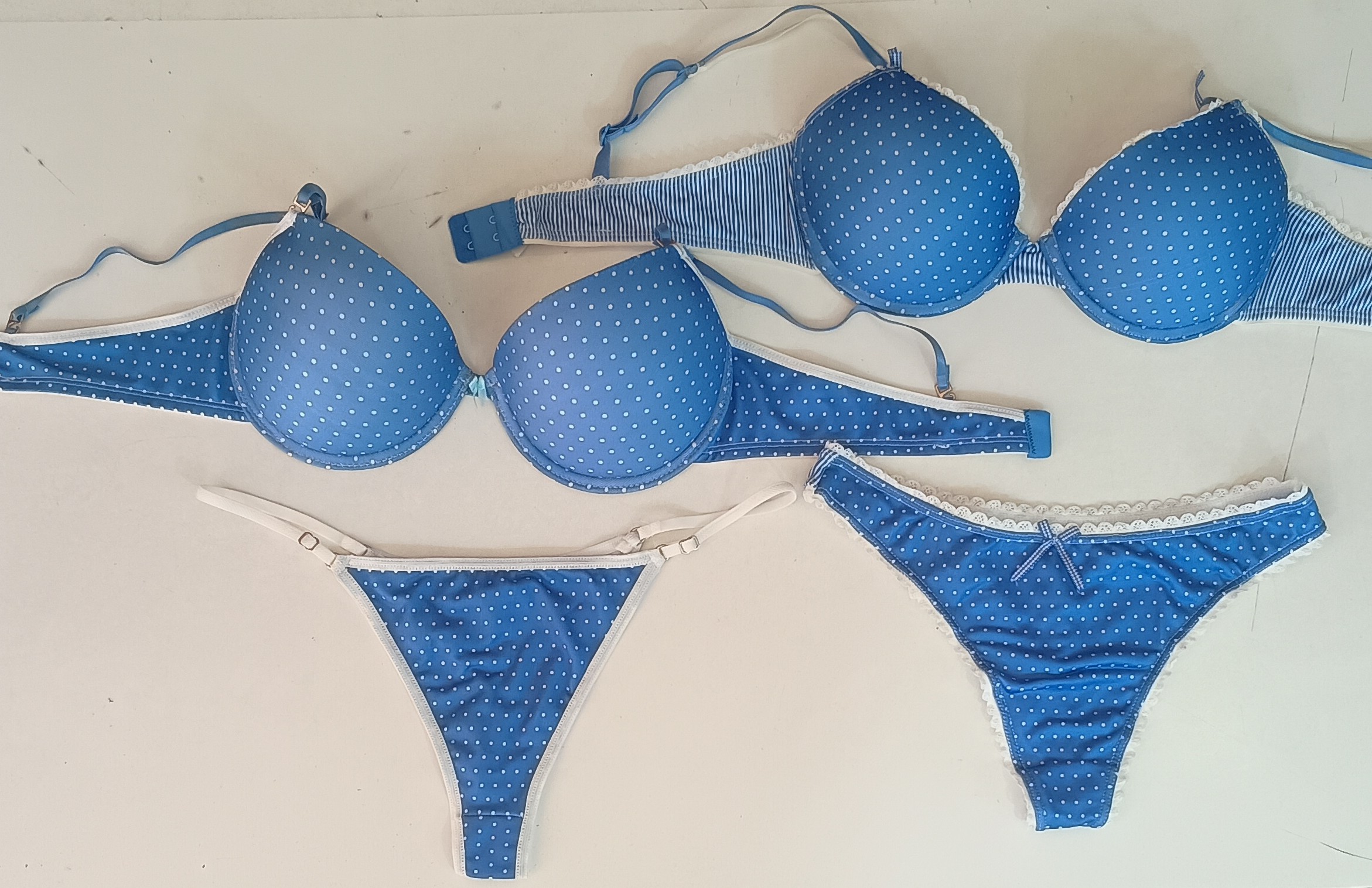 Promo Conjunto Taza Soft Microfibra con Less Promo - 1000832851.jpg