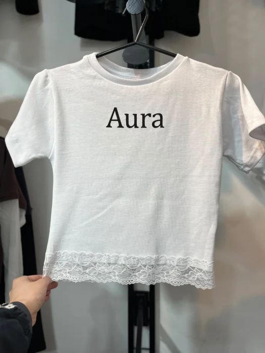 Remera Elastizada de Rib con Puntilla 0002 Aura