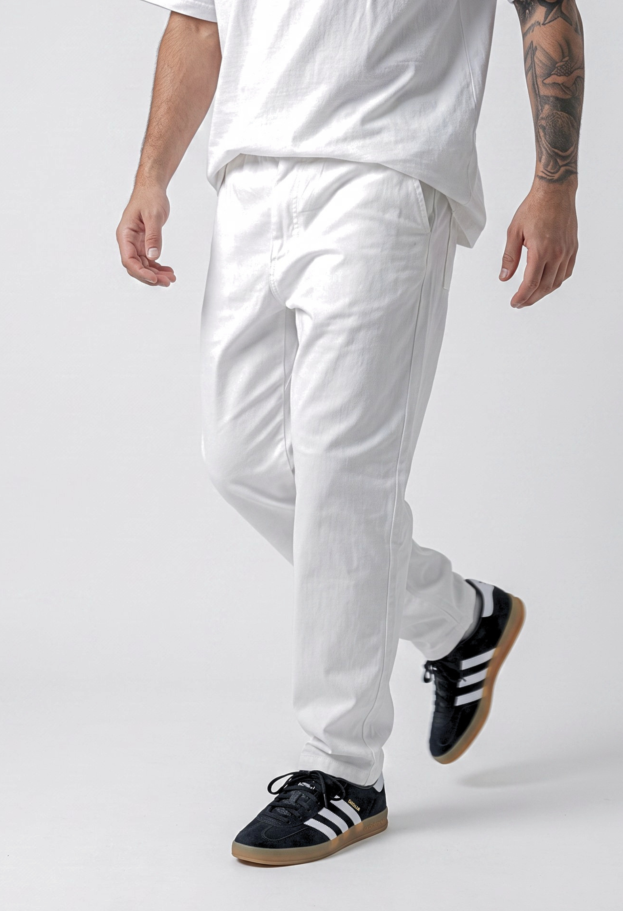 Art 2867 Jogger de Gabardina Upsala - 2.png