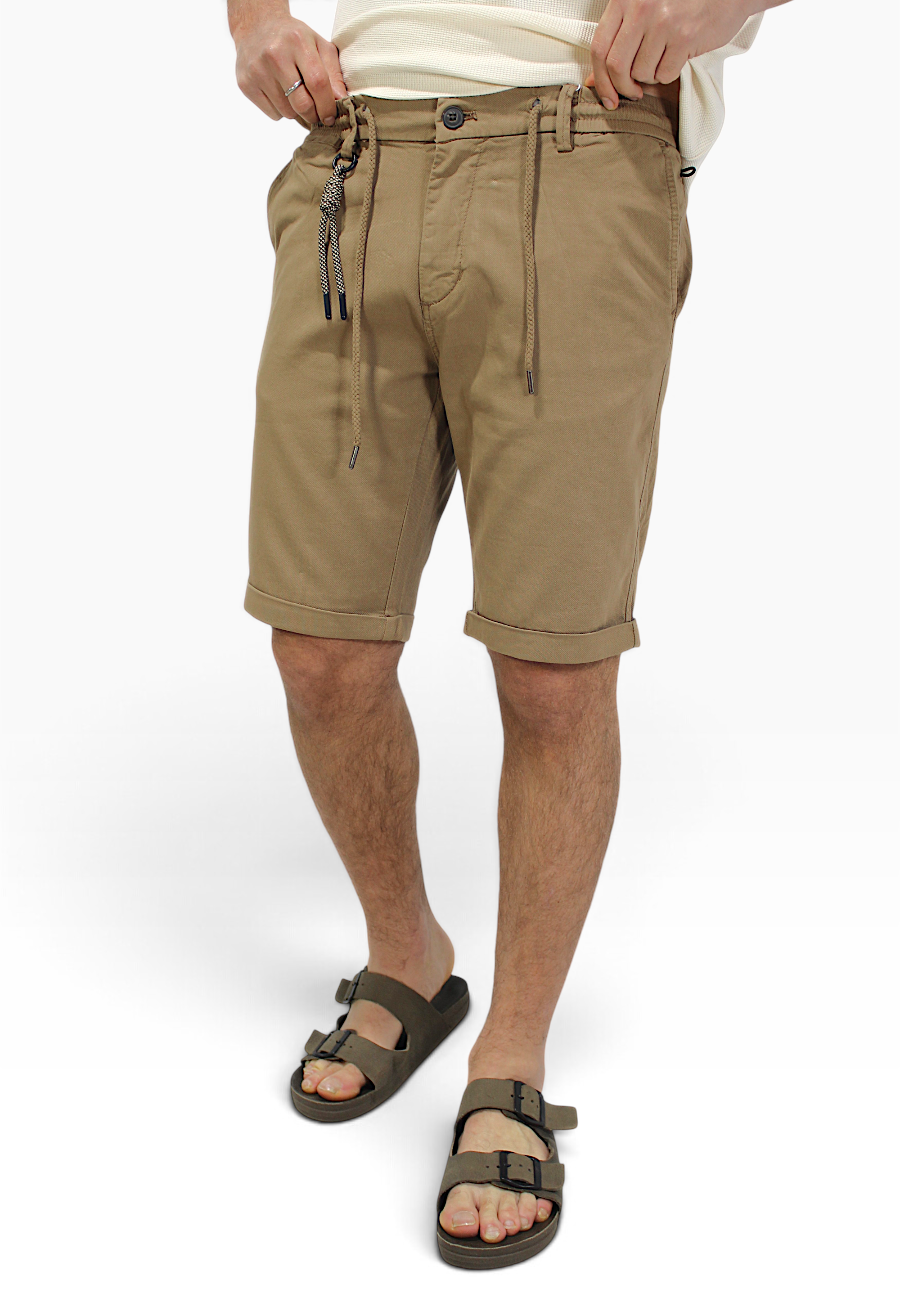 Art 2408 Bermuda Corte Chino Importada - New%20Template%20-%202026-08-10T131452.543.png